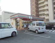 セブンイレブン姫路北条店（77ｍ）