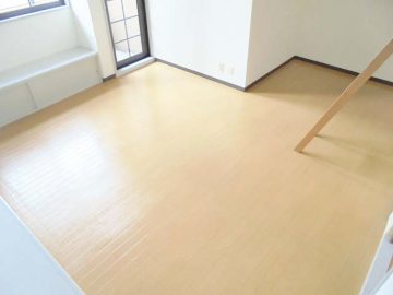ロフトからの室内