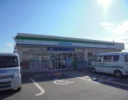ファミリーマート西二見店(600m)