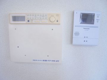 有線とカラーTVドアホン